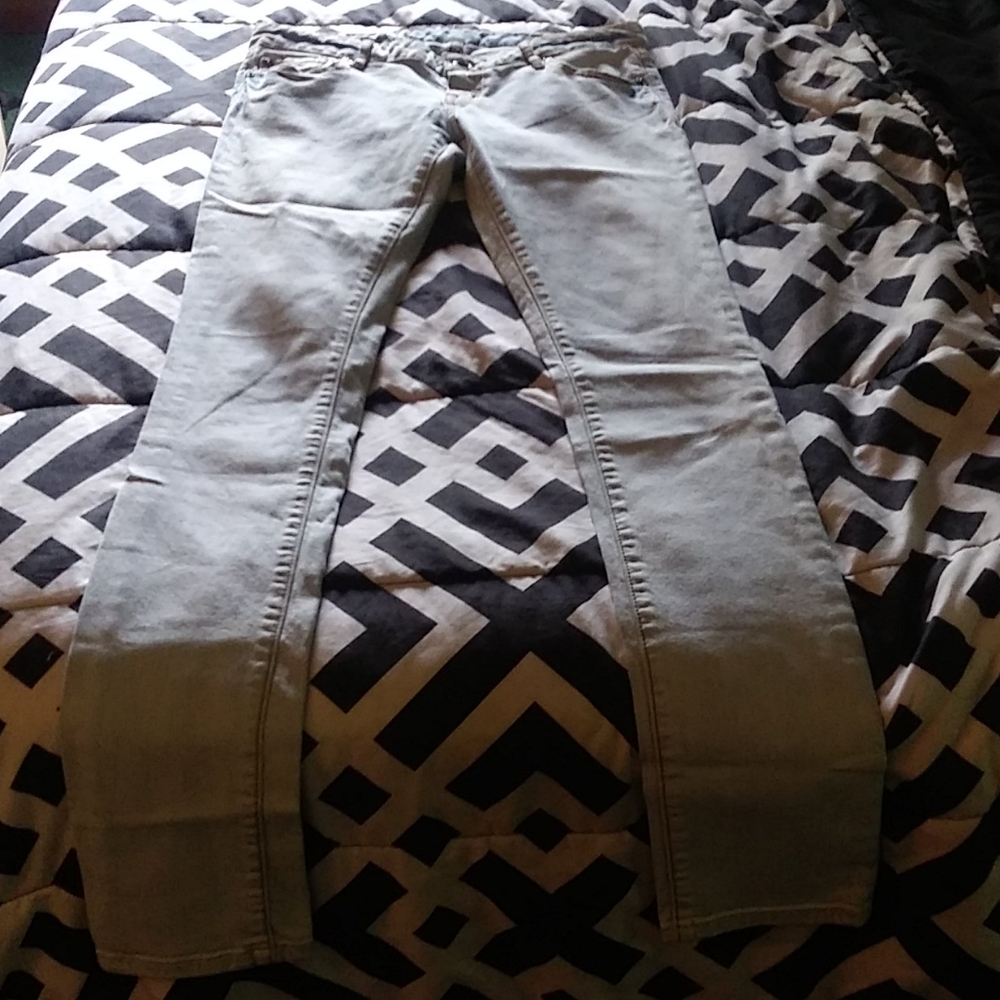 Women's jeans